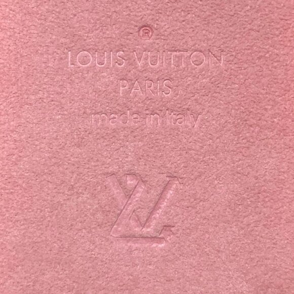 LOUIS VUITTON Retrunk IPHONE 14PRO Chewy Phone Case bran618-102825 - Picture 4 of 4